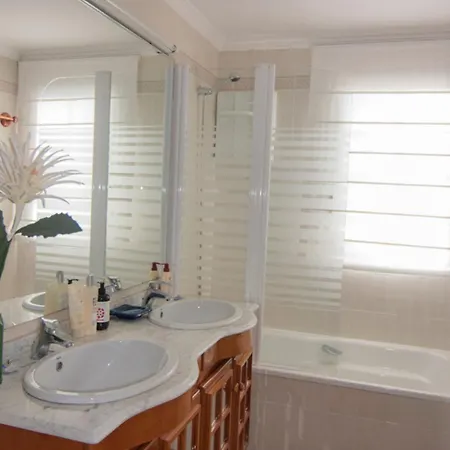 Luxury Madrono Asn Holiday home